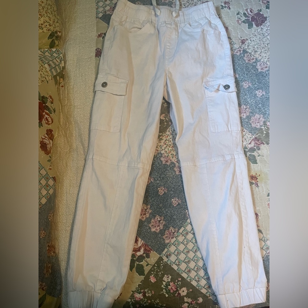 White Cargo Jeans,